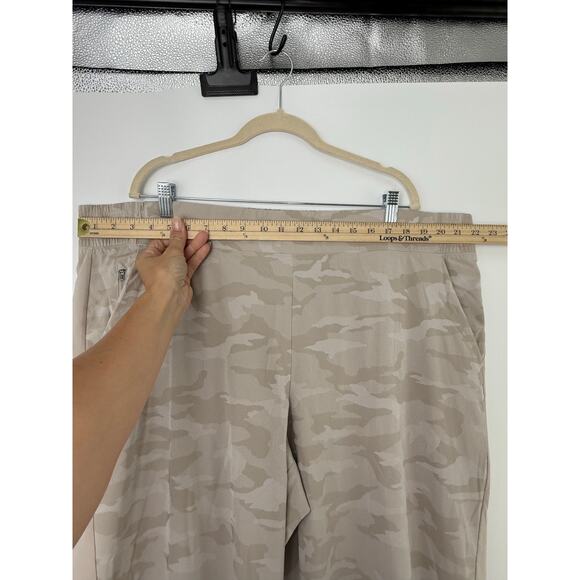 Athleta Brooklyn Camo Jogger Women 24 Beige Athletic Sporty Pants Athleisure - Picture 9 of 11